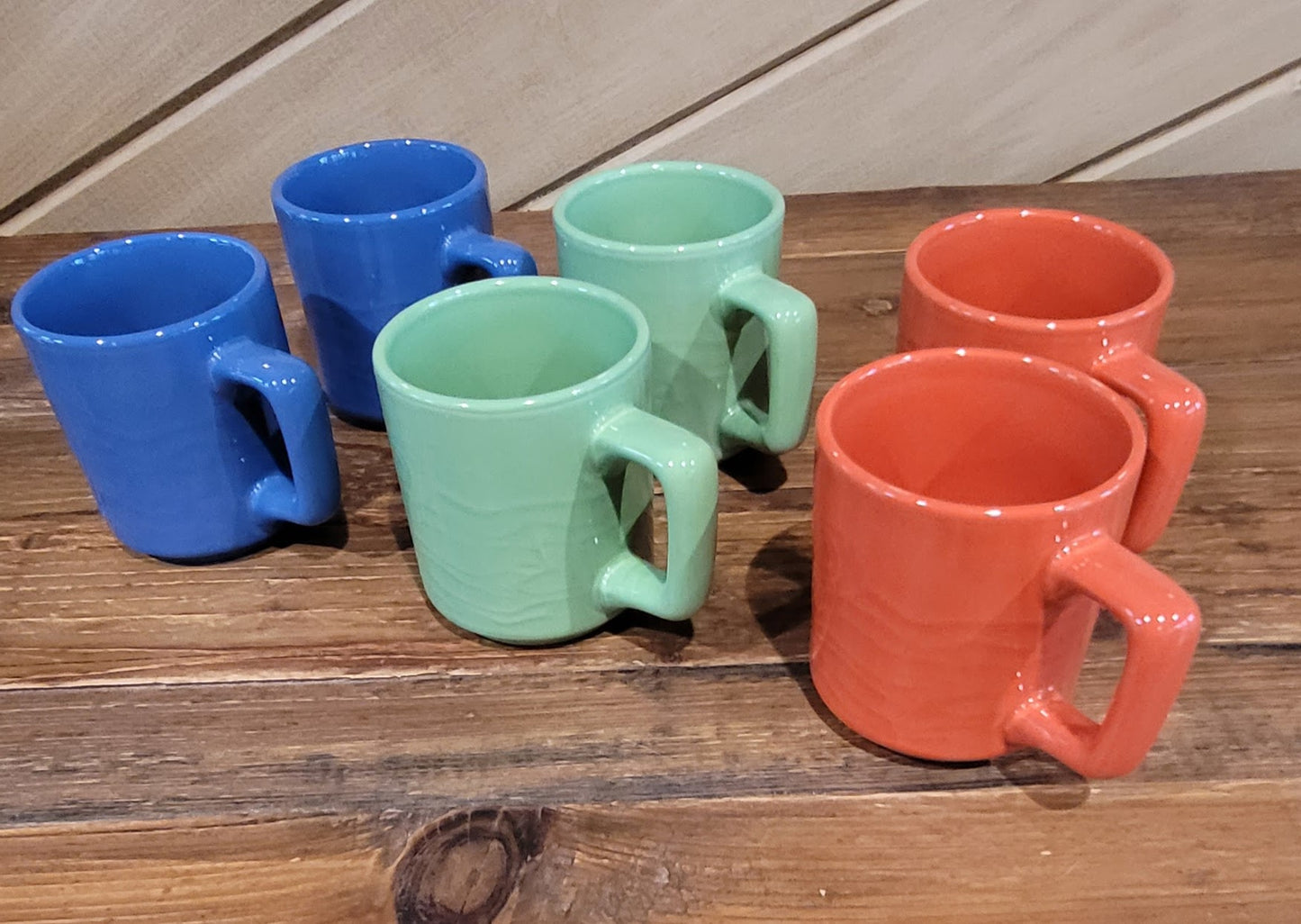 6 Multicolor Ceramic Coffee Mugs with Embossed Fish Pattern
