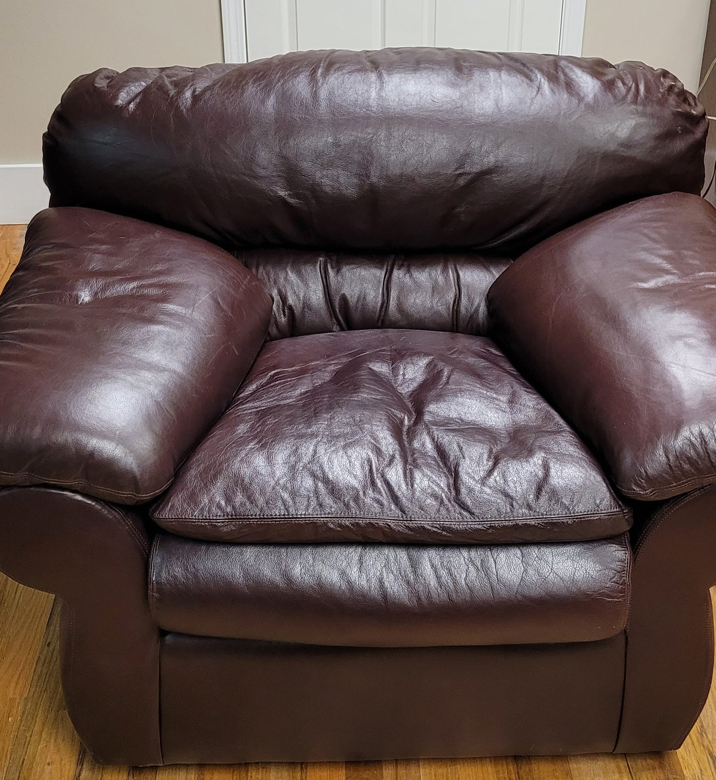 Wide Top Leather Arm Chair with Down Feather Cushions