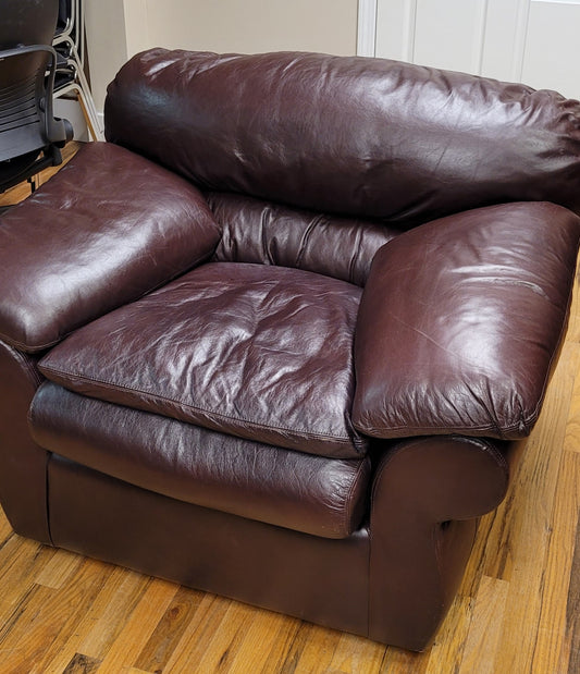 Wide Top Leather Arm Chair with Down Feather Cushions